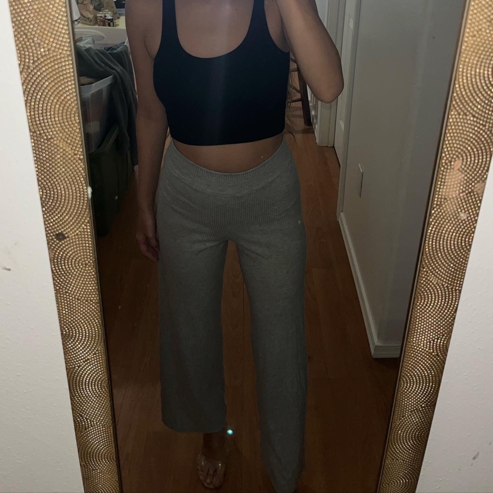 GREY FLOWY PANTS